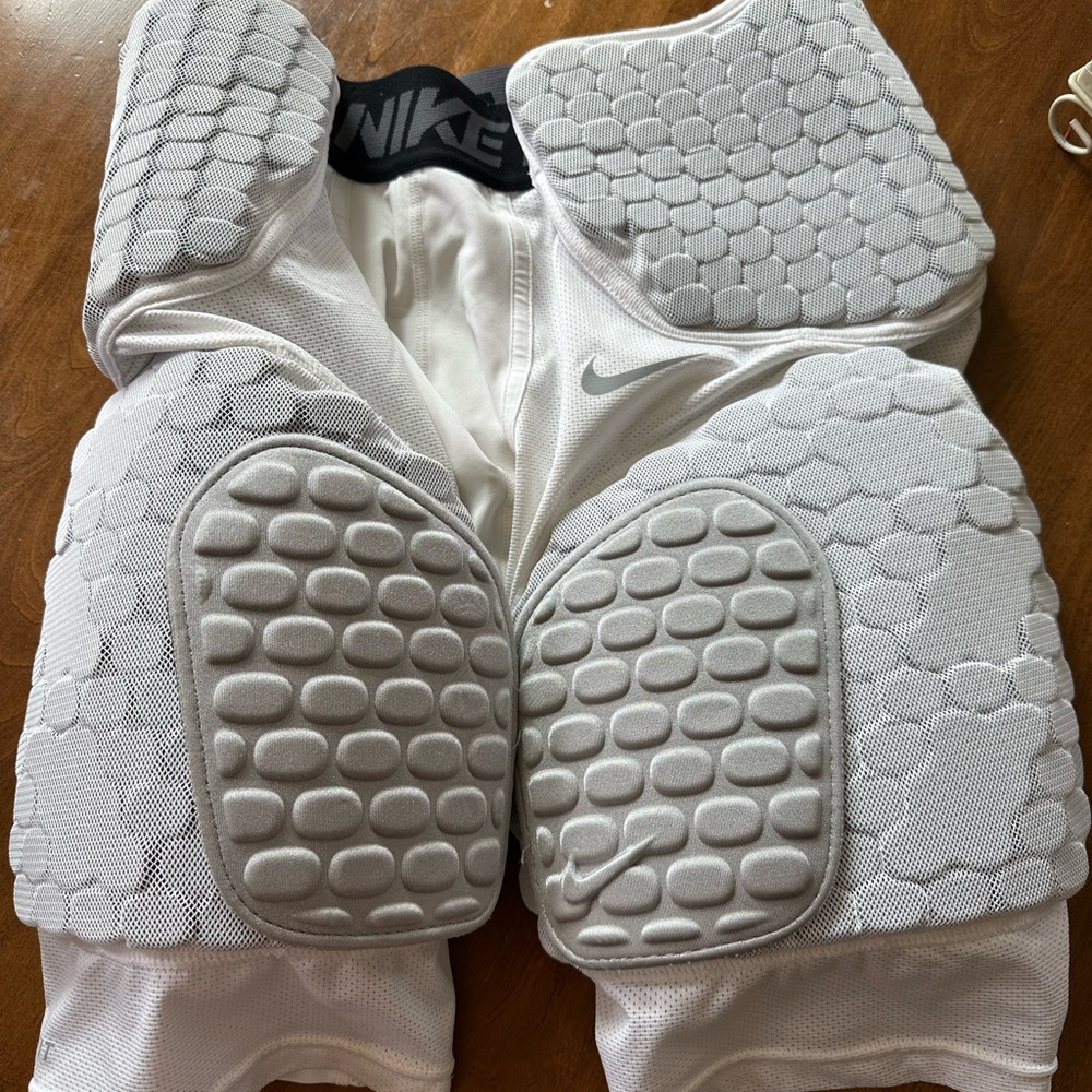 Nike integrated football girdle - men’s large